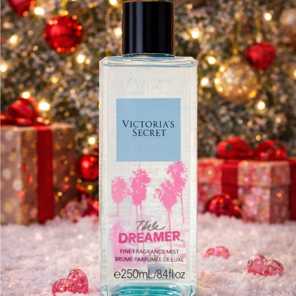 Victoria's Secret Other - Victoria’s Secret Tease Dreamer Fine Fragrance Mist